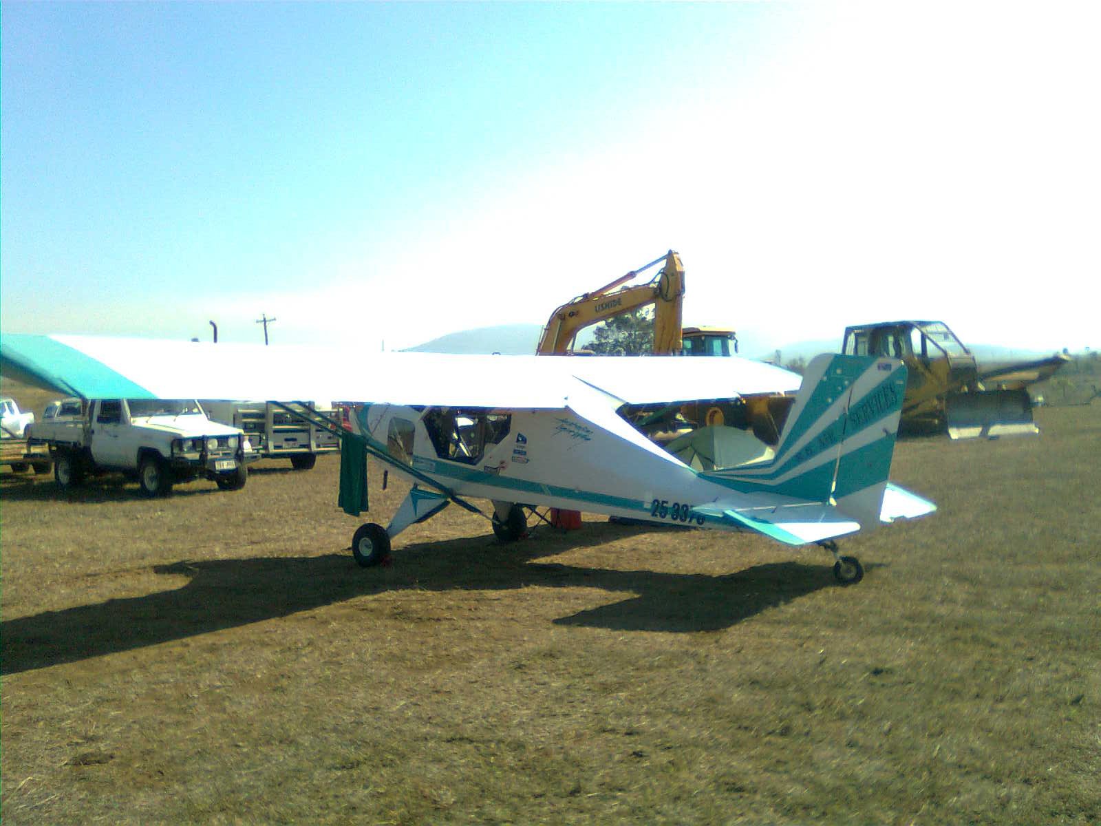 Lakeside fly-in 2011