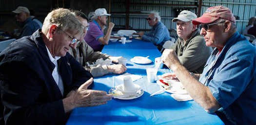 Joking around over a great meal @ Hardee Flyin