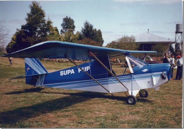 The earliest Supapup was the Mark 1 and can be identified by struts that do NOT meet at the fuselage Photos courtesy of Alan