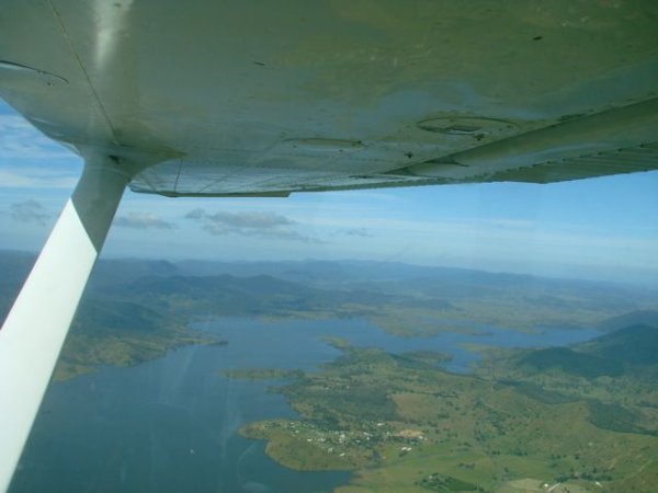 Somerset Dam - looking south