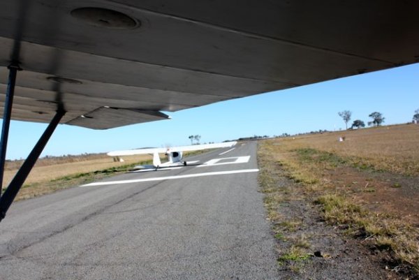 Tomo taking off from 20 @ Pittsworth