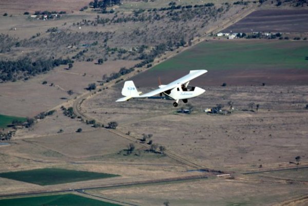 Tomo in flight