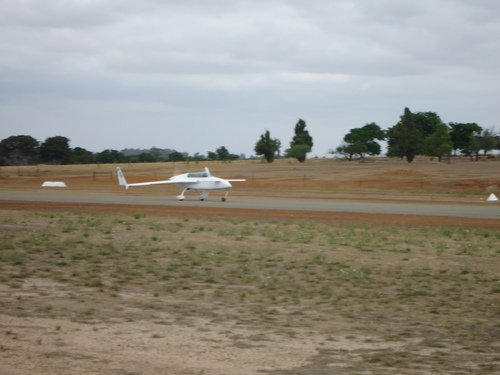 VariEze landing.