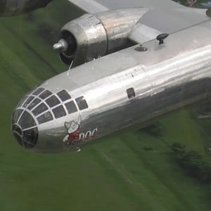 B-29 Doc Over Wichita - YouTube