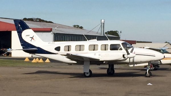 Piper PA-31 VH-JVD YMMB 20200611.JPG