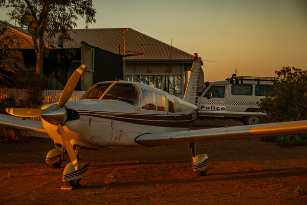 1188227662_WilliamCreekFly-in-25.thumb.jpg.e28dbf00cf3f2e1765185482bbc40dc3.jpg