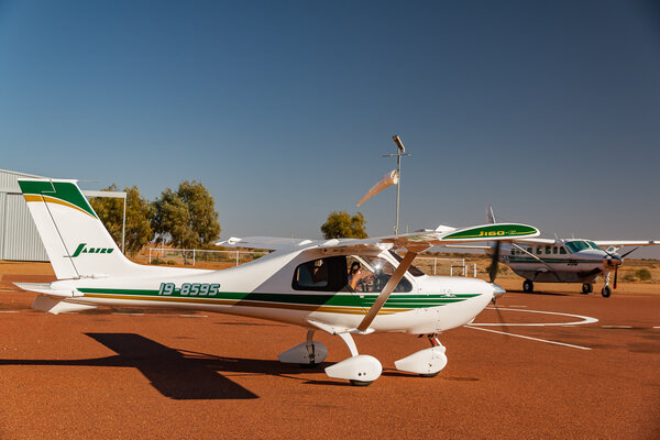 1775092767_WilliamCreekFly-in-43.thumb.jpg.e555237207905d68557a931a6168670b.jpg
