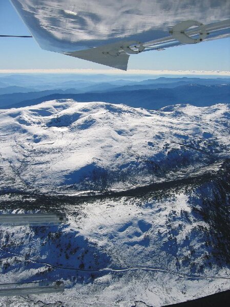 1815301506_Snow4.thumb.jpg.a8138d5d20a9292c0017a486b1d445f4.jpg