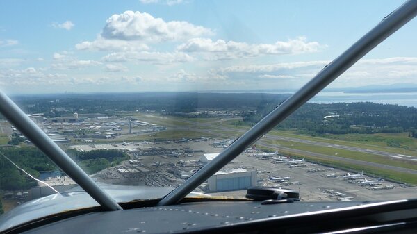 315579500_8-PaineFieldfromtheNorth-homeofBoeingAircraft.thumb.JPG.a3bb0340438466207525574d00f4e471.JPG