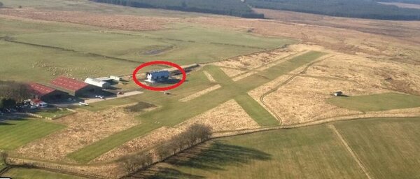 421668671_CaptureStrathavenairfield.thumb.JPG.b941c700d769b729b15cd4438aaf0c8d.JPG