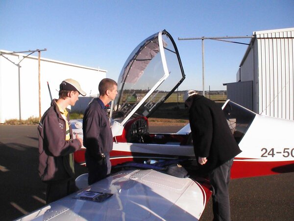 857757254_tyrekicking.thumb.jpg.86f27d43690cd5feeb3d6d7aece40502.jpg