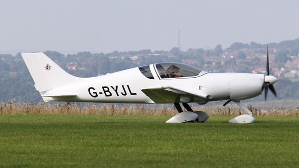 Aero_Design_Pulsar_XP912_G-BYJL.jpg_thumb.685ce3b8ae891dbf4afdc4902f86ebae.jpg