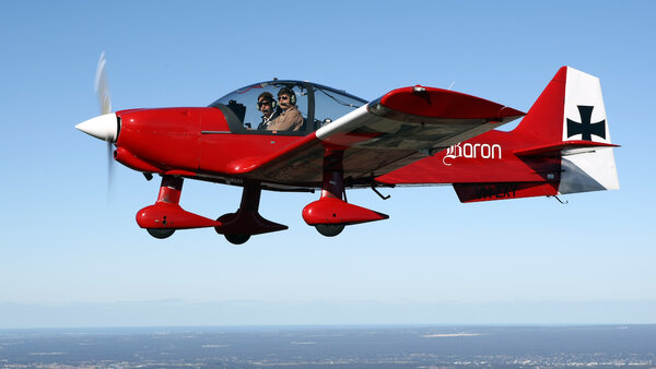 AlphaR2160RedBaron.jpg_thumb.7b7fef30a339c15fd6c8a6555c383194.jpg