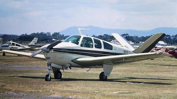 Beech-Bonanza-VH-ILY-YMMB-1.jpg_thumb.198f6646030e8a81df423bc4caae5d66.jpg