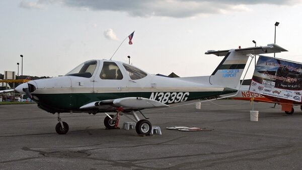 BeechcraftModel77SkipperN3839G.jpg_thumb.44498f373cf6ab346b3c7feb84aa18e8.jpg