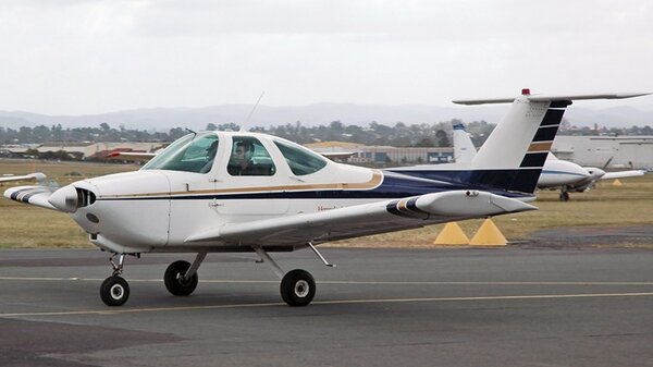 BeechcraftModel77SkipperVH-UMW_.jpg_thumb.82dbdc589d9e7ff49fc78ba27425f107.jpg