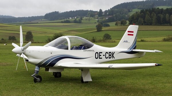 BrditschkaHB-207OE-CBK5bladedprop.jpg_thumb.47497d51e48b89a1714c7e6c0a684ef0.jpg