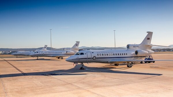 DassaultFalcon7XRAAFA56-001A56-002A56-003.jpg_thumb.70d6f0e9ee3a48b1c75847f2b52aa2d6.jpg