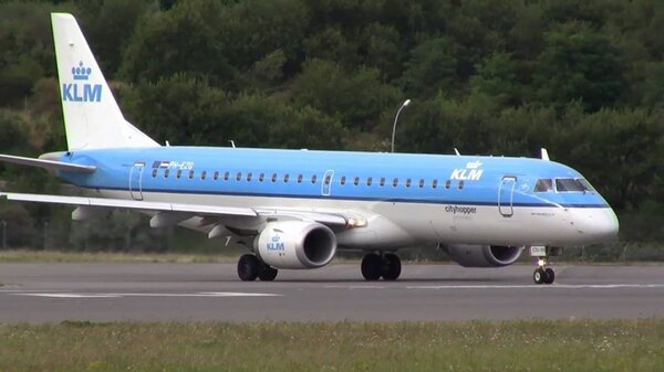 Embraer_ERJ-190KLM.jpg_thumb.ab0b256d884c9bdc4a6aaea24628af93.jpg