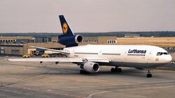 McDonnell_Douglas_DC-10-30,_Lufthansa_JP5981651.jpg_thumb.fa897fff9cae4a9509e832d866e55b5b.jpg