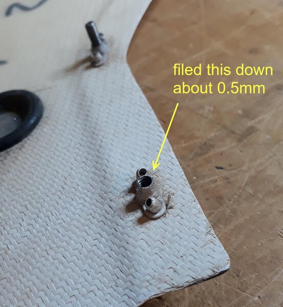 wheel-spat-screw-problem.jpg