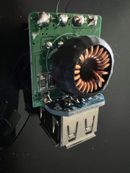 5volt outlet 4.jpg