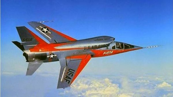 F-107 02.jpg
