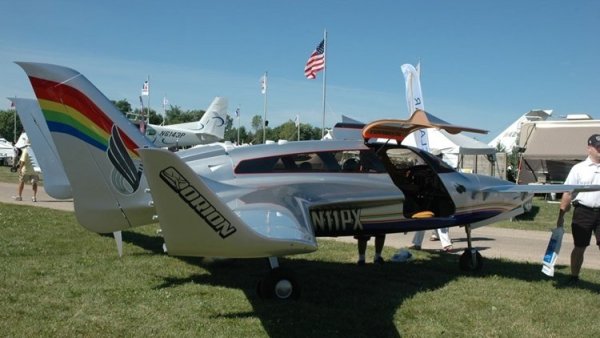 FreedomAviationPhoenix04.thumb.jpg.de783789b749ed974c18b89df0263878.jpg
