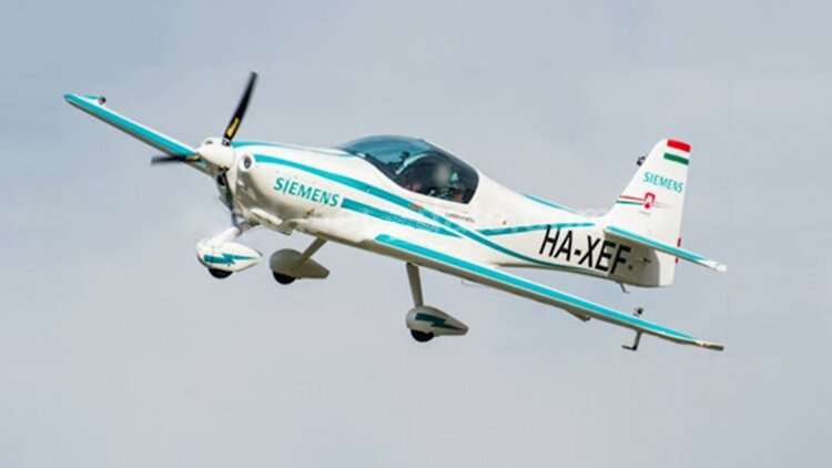 More information about "Siemens-FlyEco Magnus eFusion"